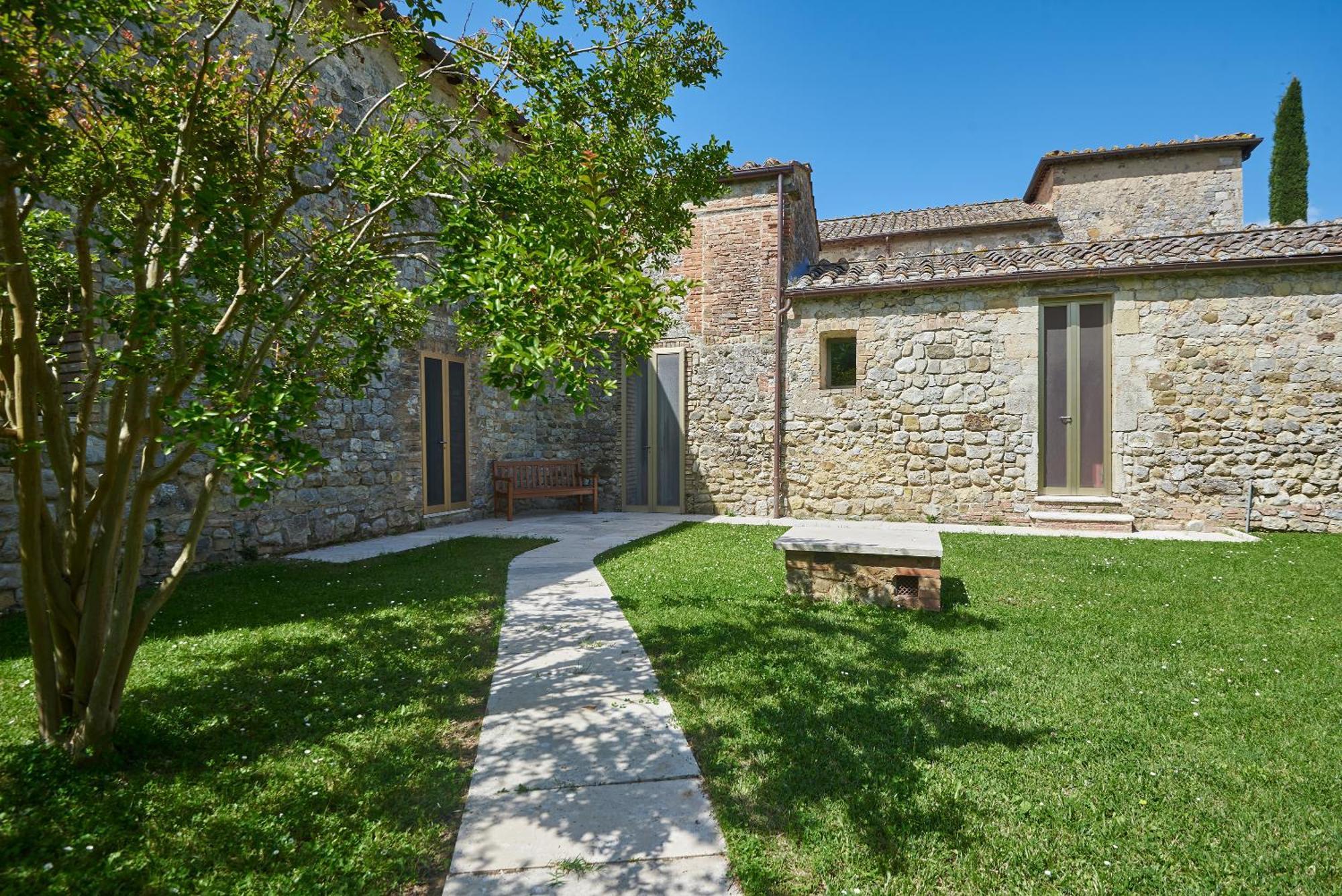 La Gazzara Castell'In Villa カステルヌオーヴォ・ベラルデンガ エクステリア 写真